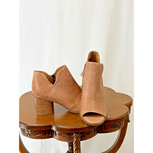 NIB Sofft Molly Peep Toe Chunky Heeled Bootie w/ Side Zip #0380 US Size 11